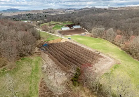 12 Hunns Lake Road Stanfordville NY 12581