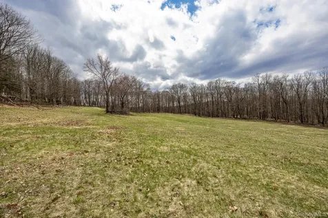 12 Hunns Lake Road Stanfordville NY 12581