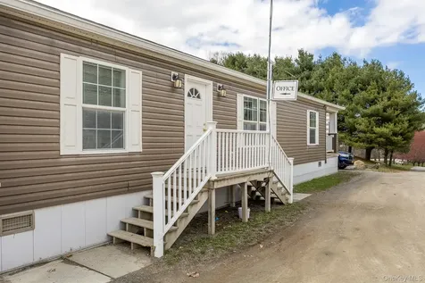 12 Hunns Lake Road Stanfordville NY 12581