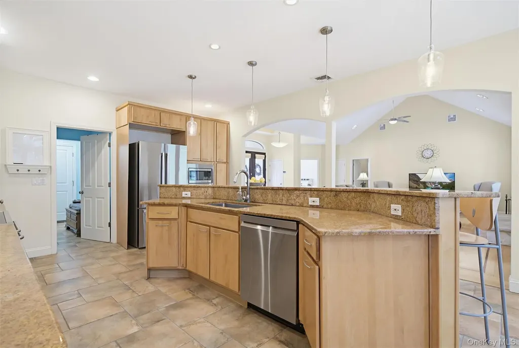 14 Glen Lane Newburgh NY 12550
