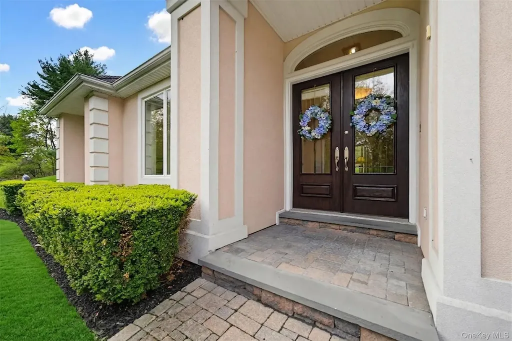 14 Glen Lane Newburgh NY 12550