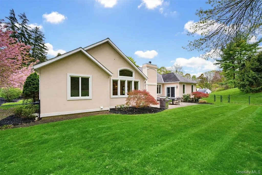 14 Glen Lane Newburgh NY 12550