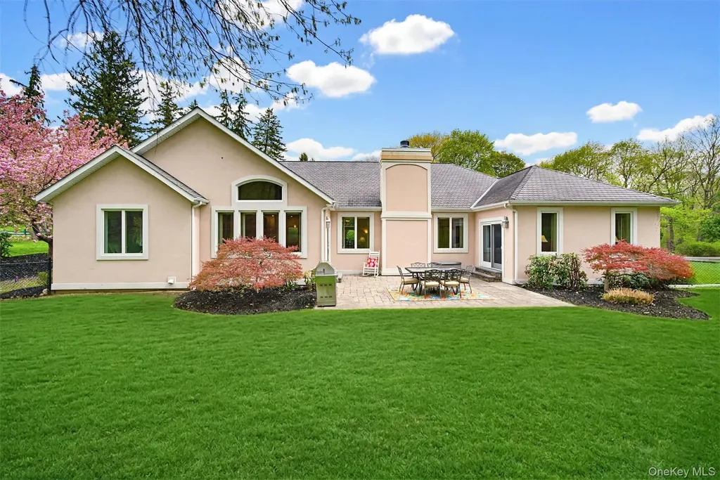 14 Glen Lane Newburgh NY 12550