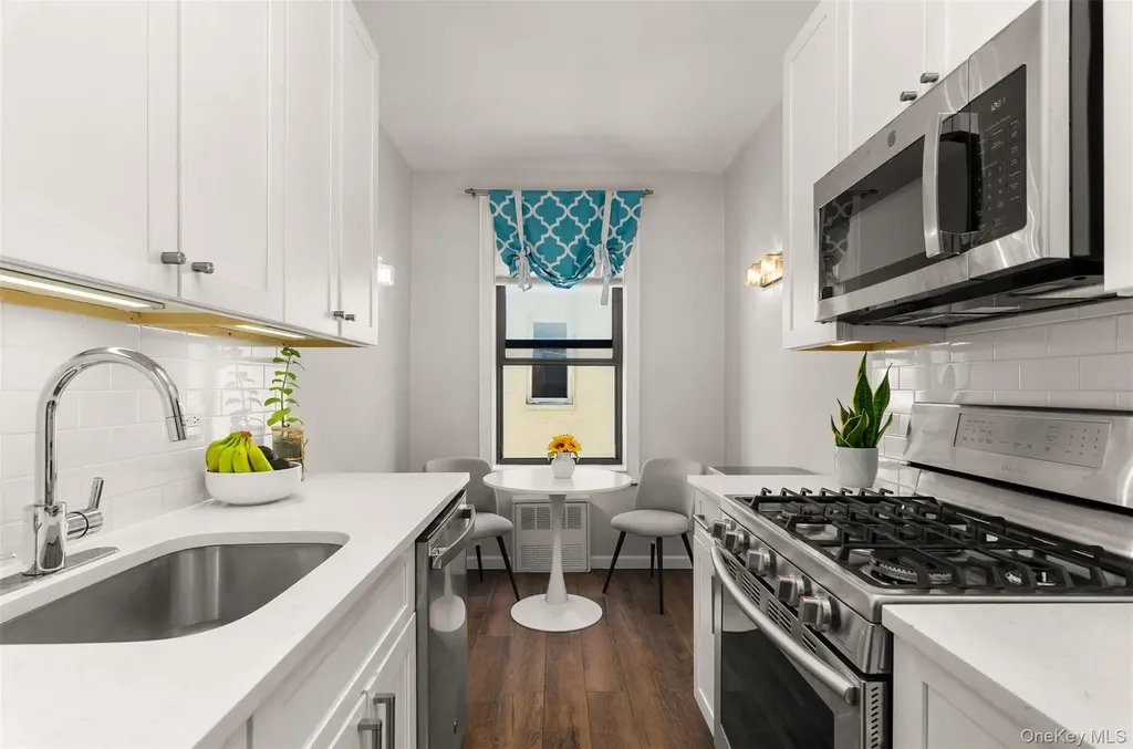 7101 Shore Road Brooklyn NY 11209