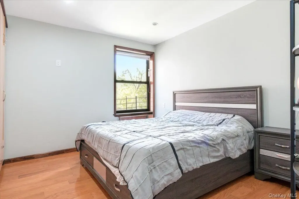 83-80 118th Street Kew Gardens NY 11415