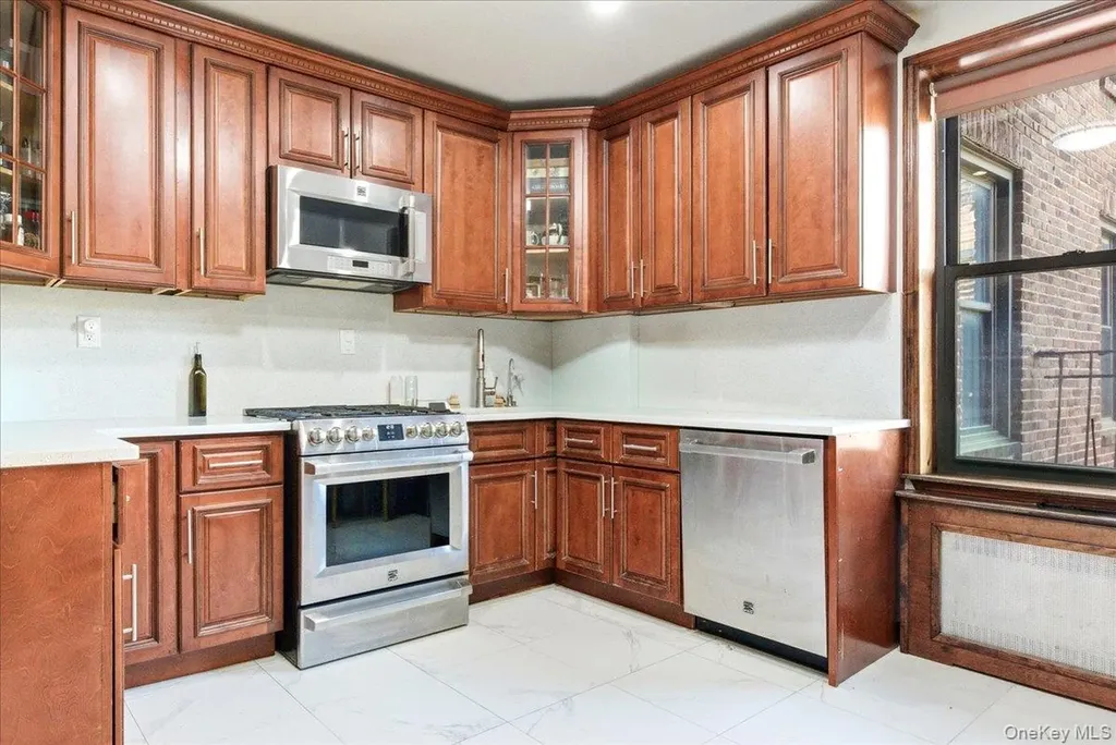 83-80 118th Street Kew Gardens NY 11415