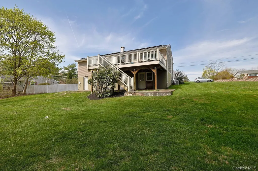 4 North Drive Poughkeepsie NY 12603