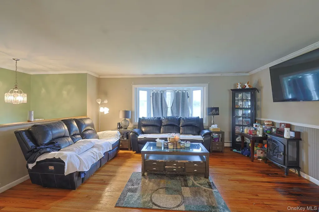 4 North Drive Poughkeepsie NY 12603
