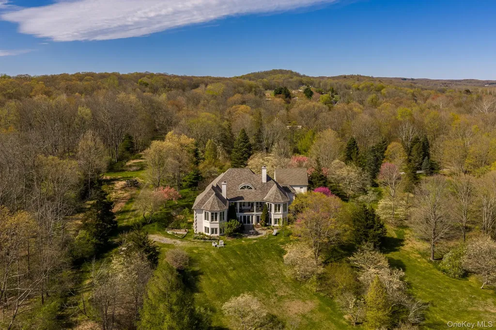 237-239 Pumpkin Lane Clinton Corners NY 12514
