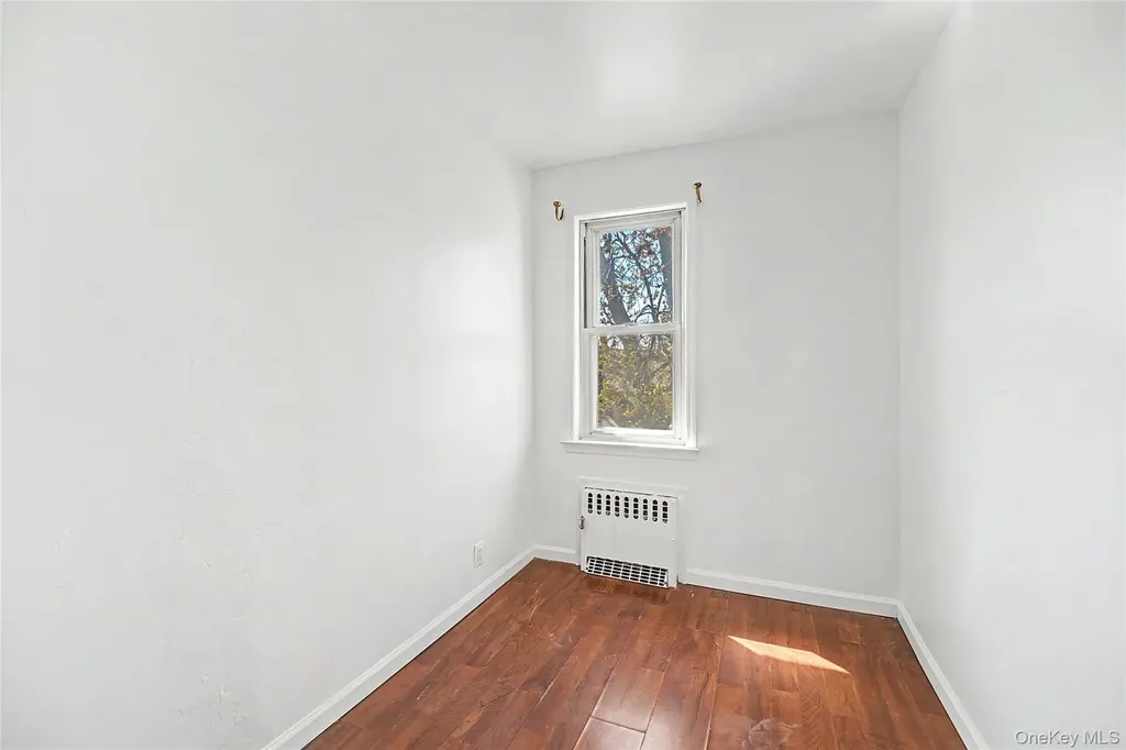 15145 20th Road Whitestone NY 11357