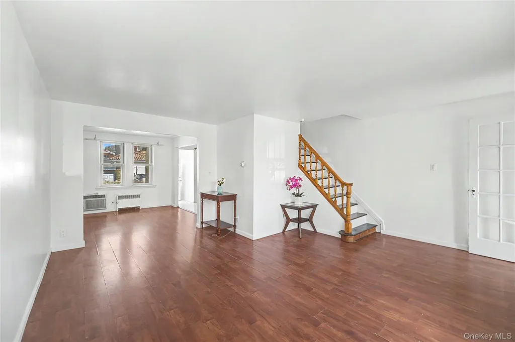 15145 20th Road Whitestone NY 11357