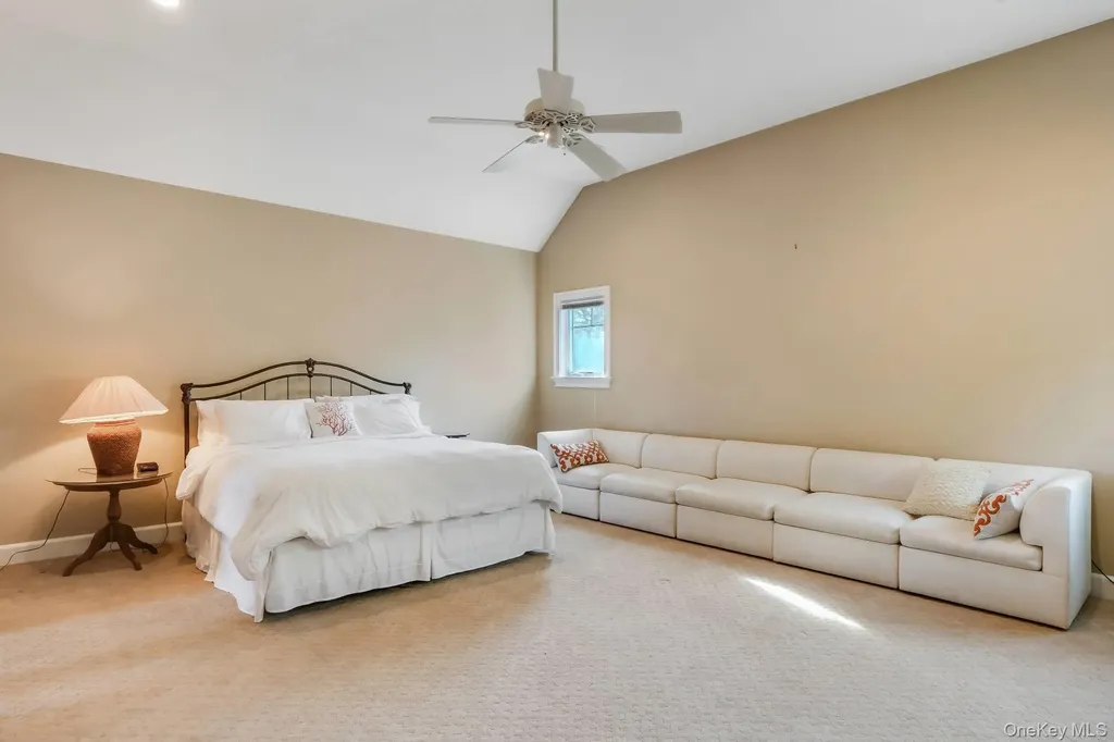 30 Post Fields Lane Quogue NY 11959
