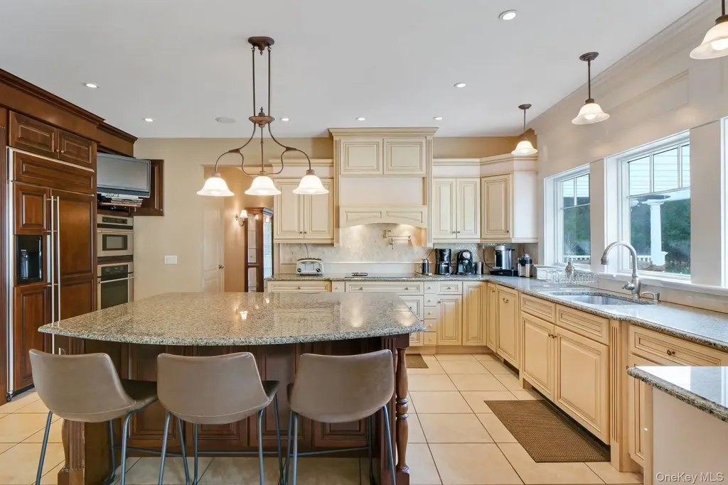 30 Post Fields Lane Quogue NY 11959