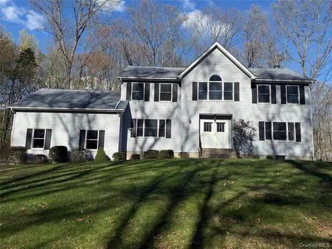 14 Indian Hill Road Warwick NY 10990