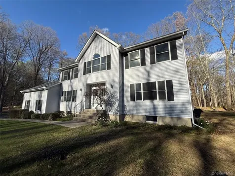 14 Indian Hill Road Warwick NY 10990