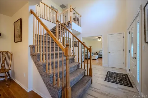98 Leo Lane Poughquag NY 12570