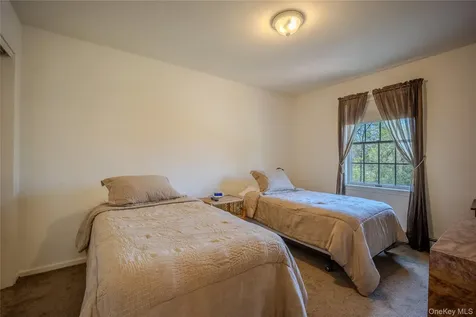 98 Leo Lane Poughquag NY 12570