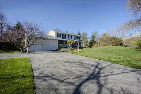 98 Leo Lane Poughquag NY 12570