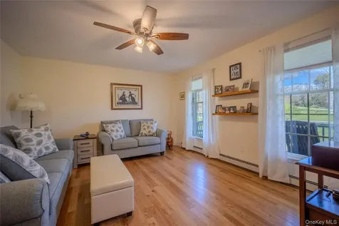 98 Leo Lane Poughquag NY 12570