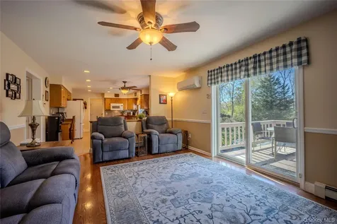 98 Leo Lane Poughquag NY 12570