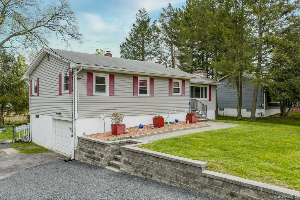 79 Vincent Drive Middletown NY 10940