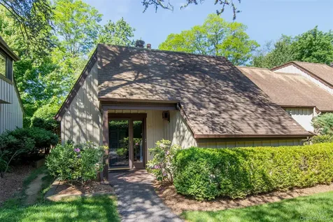 60 Quail Close Irvington NY 10533