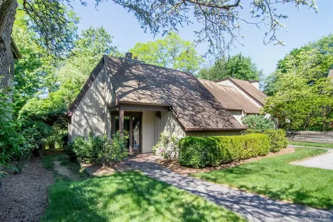 60 Quail Close Irvington NY 10533