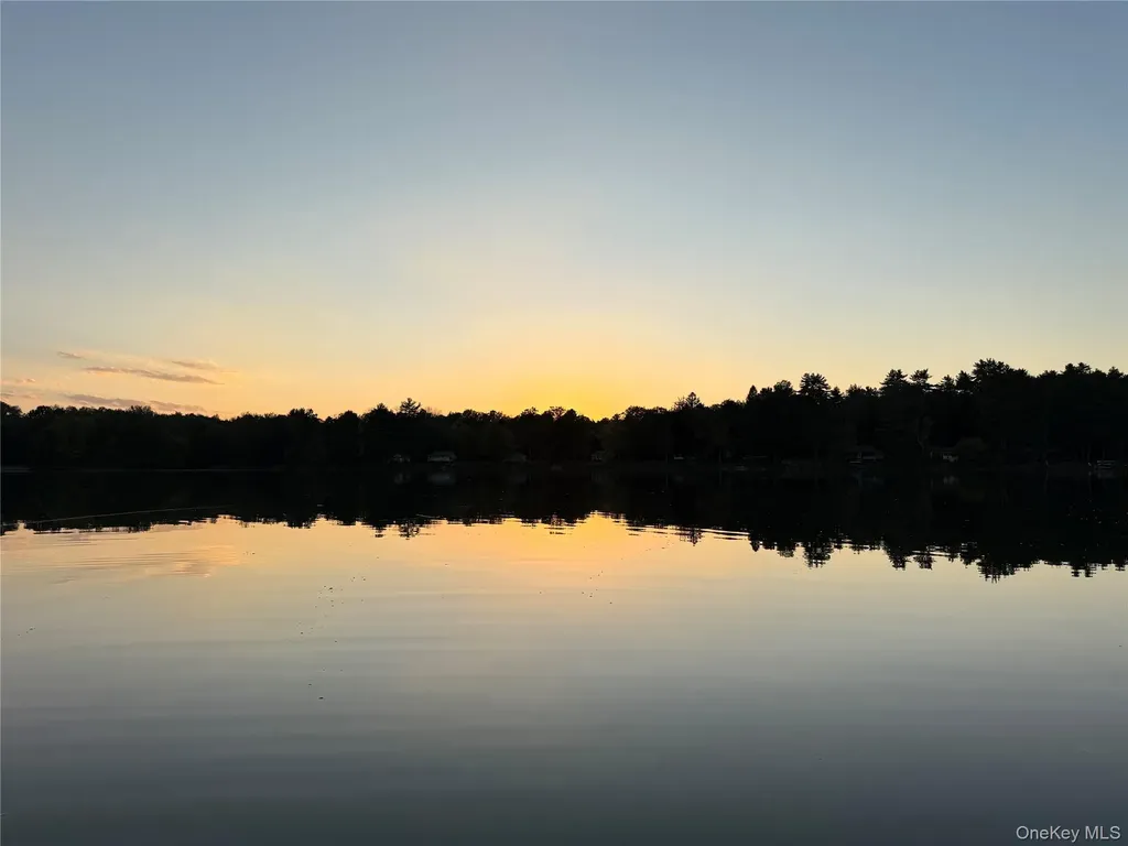 5 Red Cedar Lane Millerton NY 12546