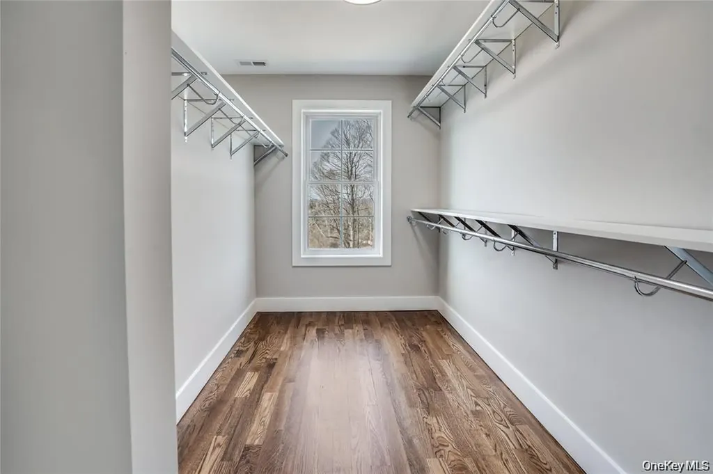 26 Gentry Bend Poughkeepsie NY 12603