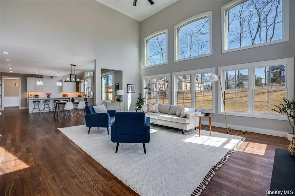 26 Gentry Bend Poughkeepsie NY 12603