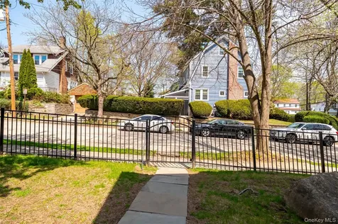 350 Hutchinson Boulevard Mount Vernon NY 10552