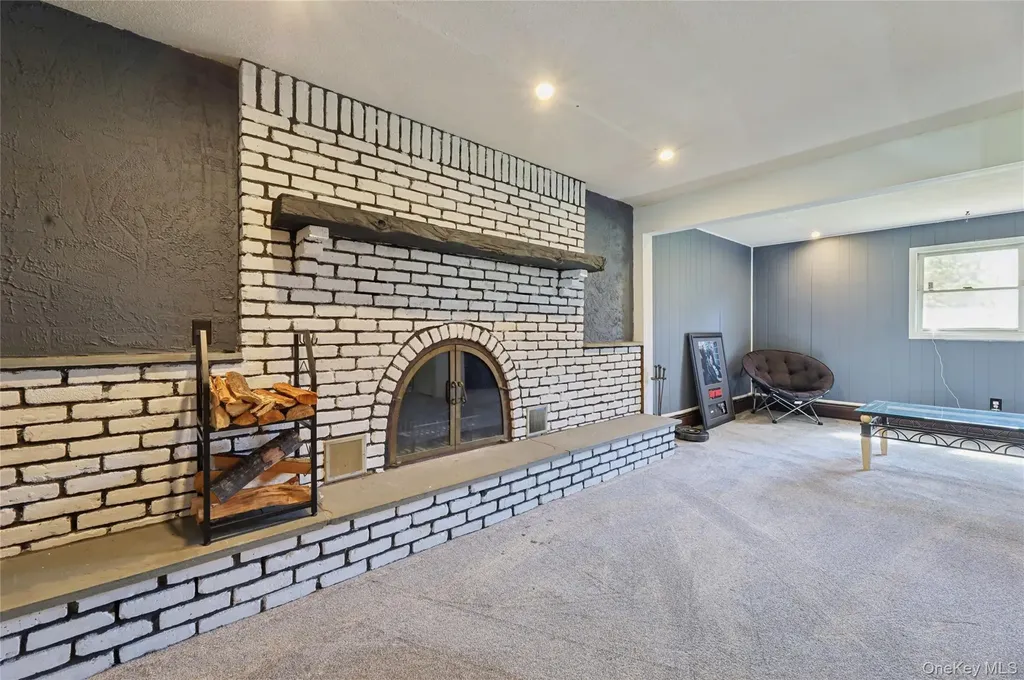 635 S Pascack Road Spring Valley NY 10977