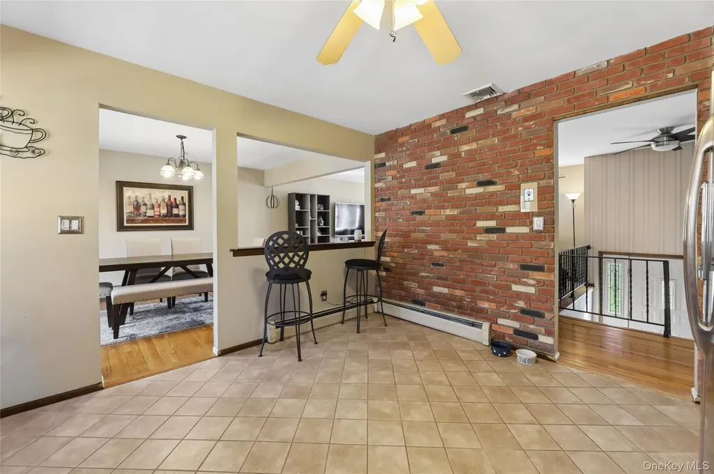 635 S Pascack Road Spring Valley NY 10977
