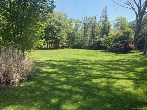 635 S Pascack Road Chestnut Ridge NY 10977