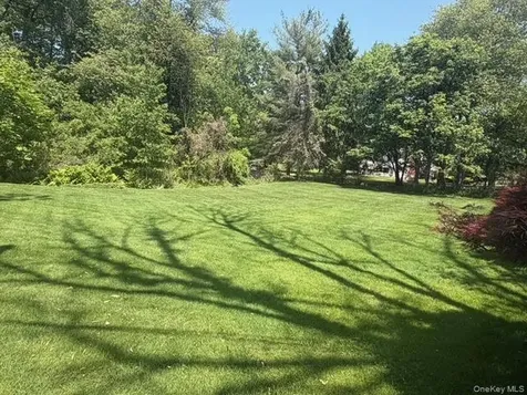 635 S Pascack Road Chestnut Ridge NY 10977