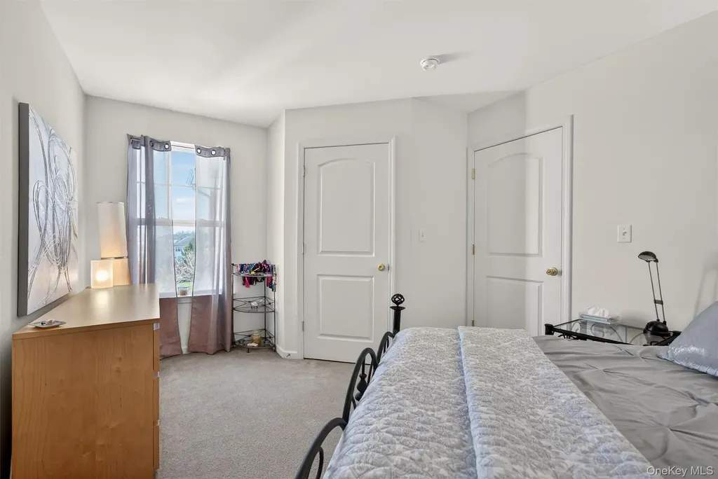 9 Cornwall Lane Middletown NY 10940