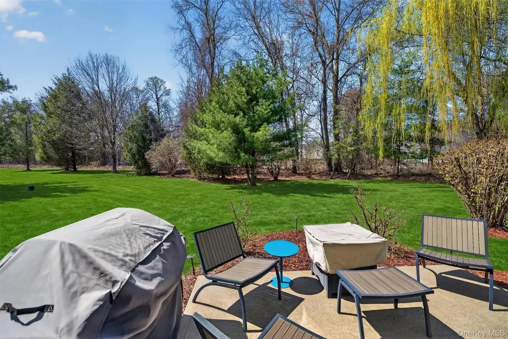 9 Cornwall Lane Middletown NY 10940