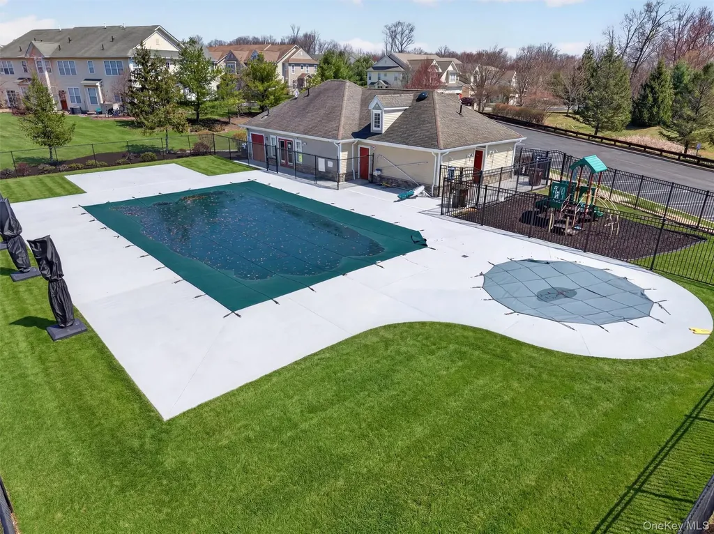 9 Cornwall Lane Middletown NY 10940