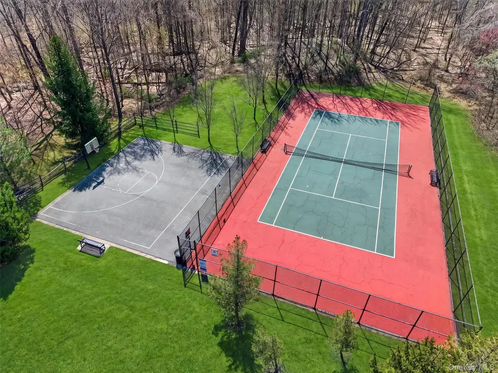 9 Cornwall Lane Middletown NY 10940