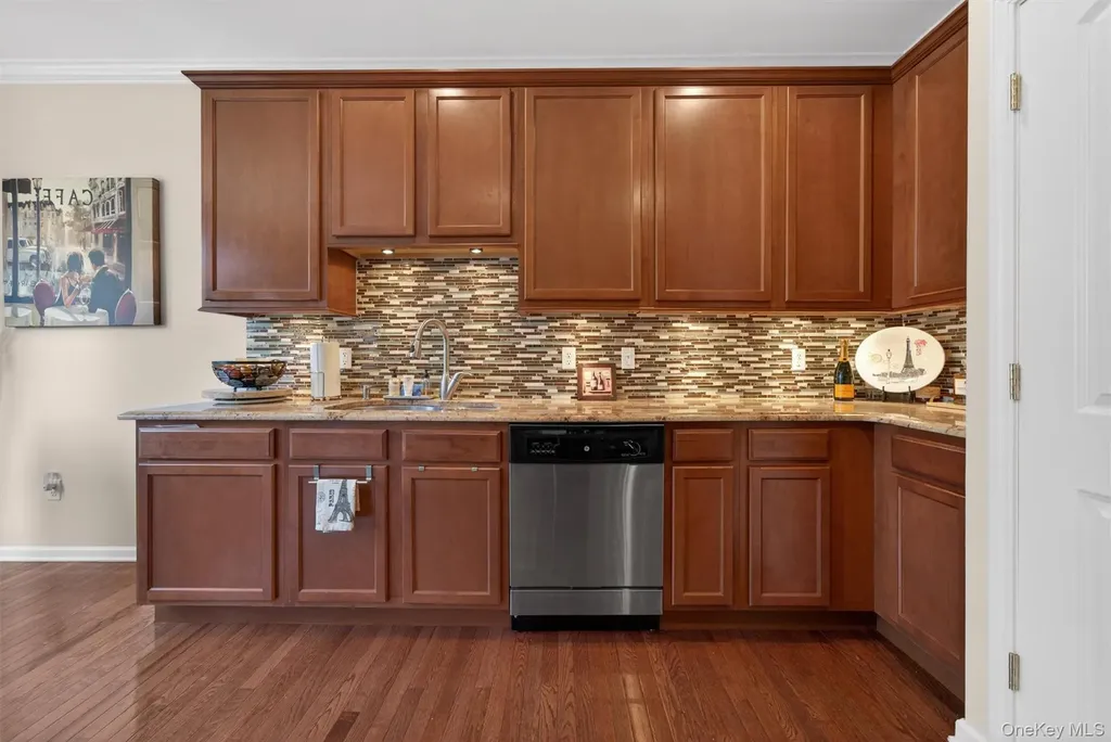 9 Cornwall Lane Middletown NY 10940