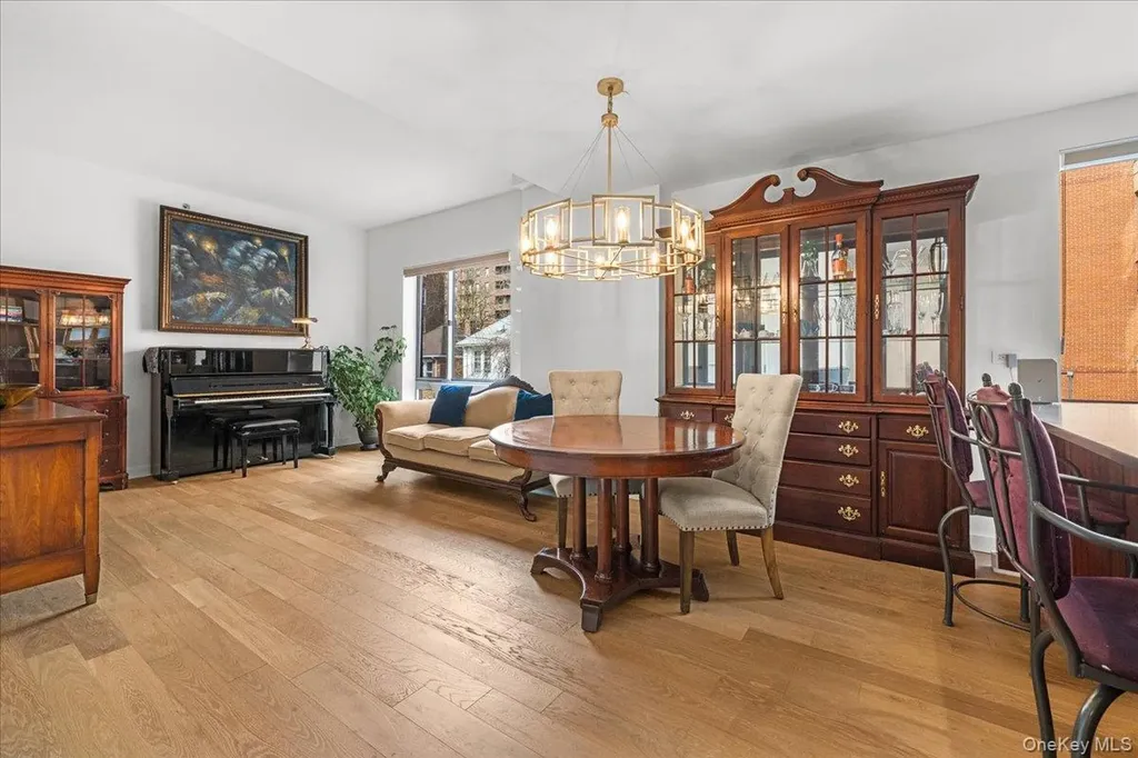 3585 Greystone Avenue Bronx NY 10463