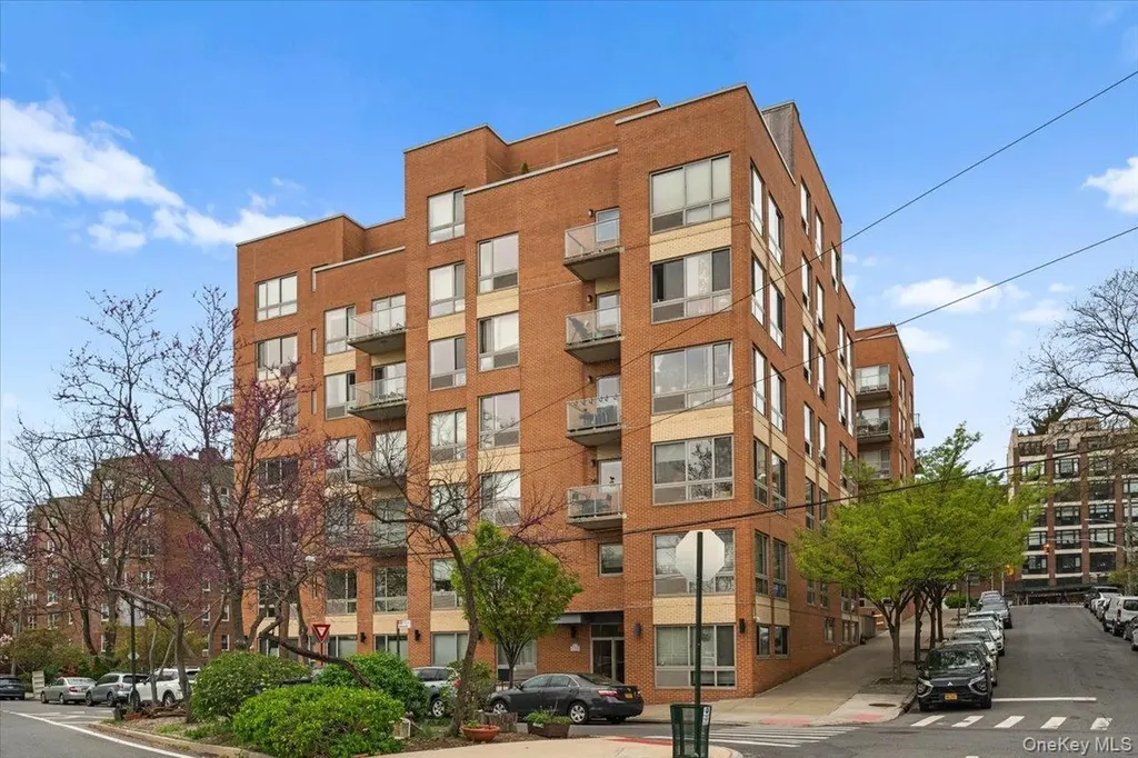 3585 Greystone Avenue Bronx NY 10463