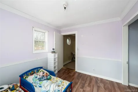 18 Powerline Lane Staatsburg NY 12580
