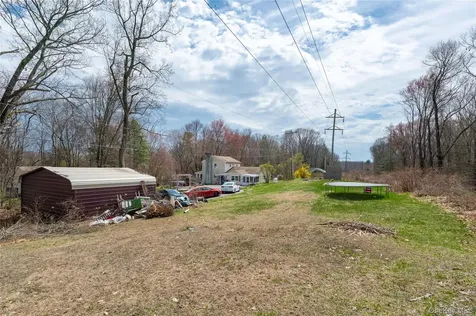 18 Powerline Lane Staatsburg NY 12580
