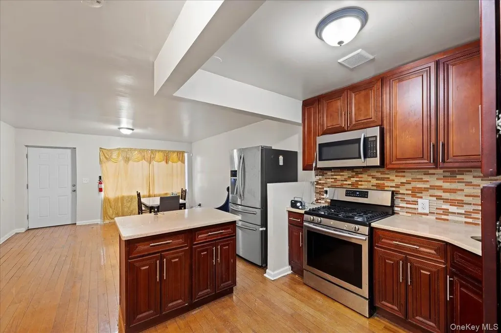 2284 Atlantic Avenue Brooklyn NY 11233