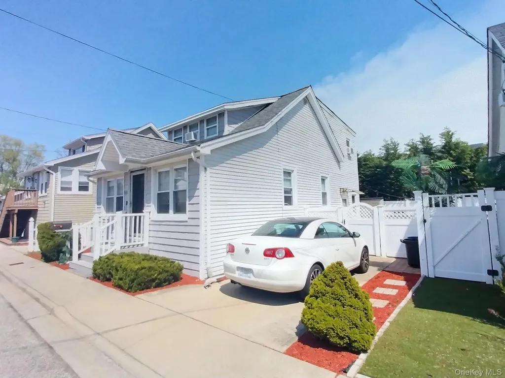 3037 Morrow Road Oceanside NY 11572