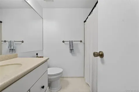 9 Vista Drive N Manorville NY 11949
