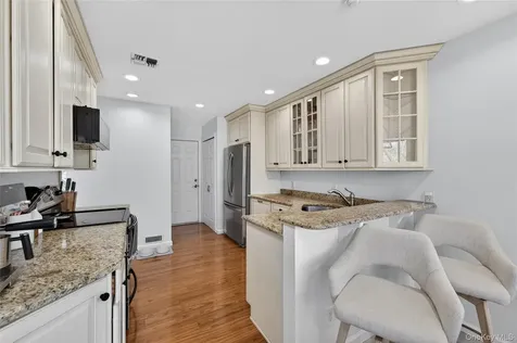 9 Vista Drive N Manorville NY 11949