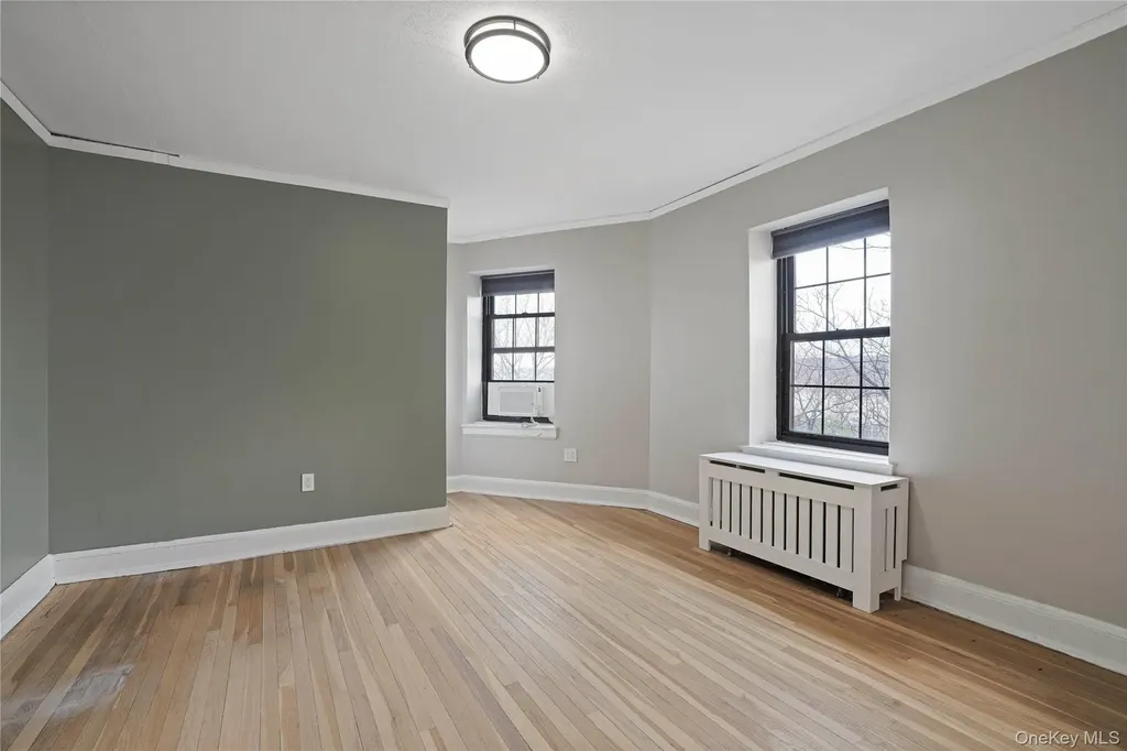 295 N Broadway Yonkers NY 10701