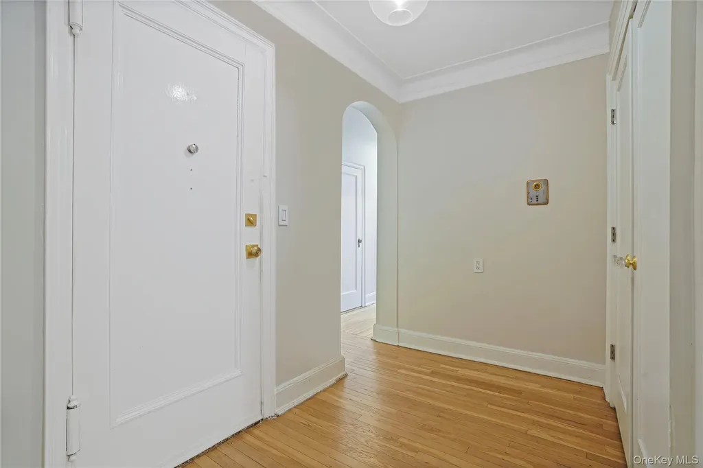295 N Broadway Yonkers NY 10701